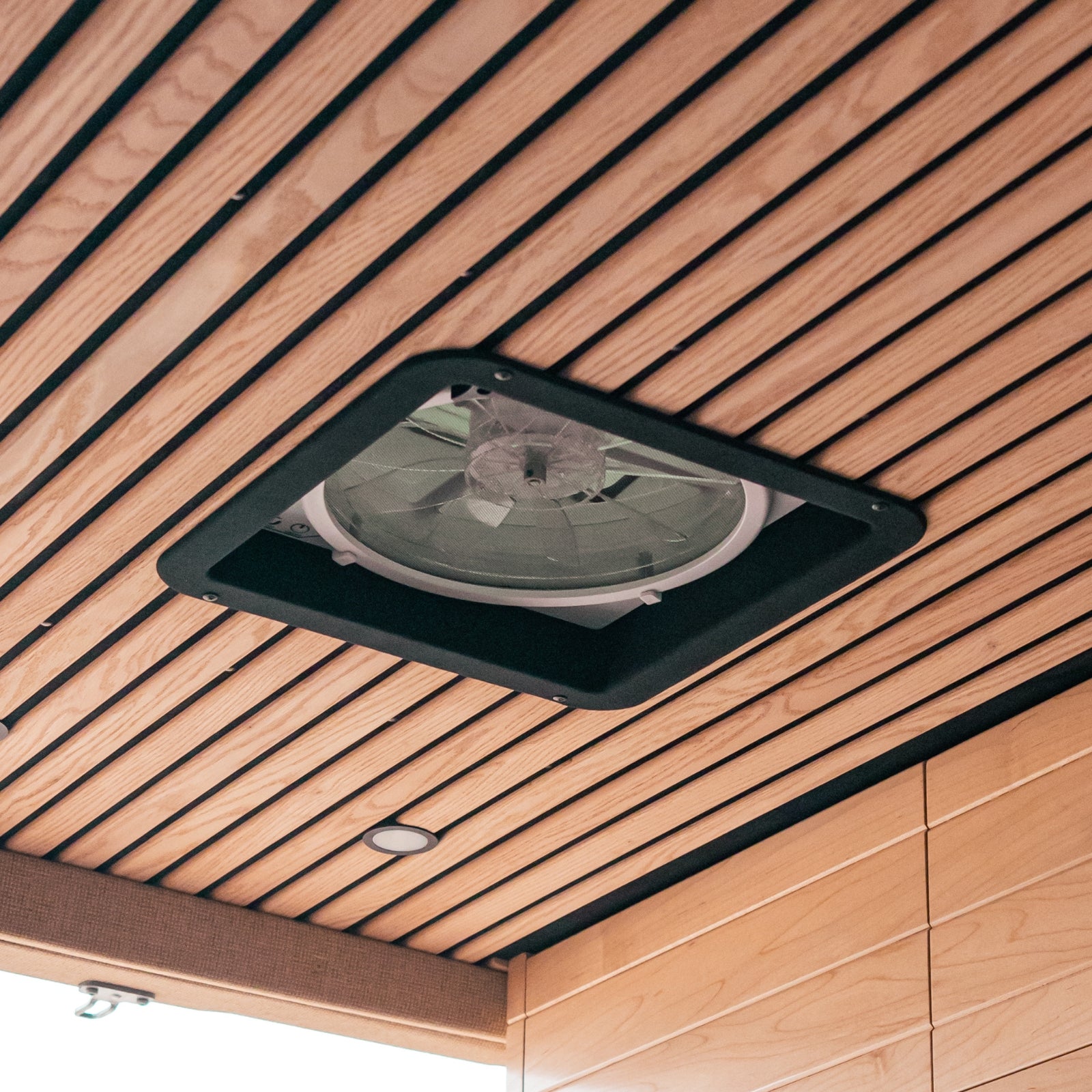 Universal MaxxFan Delux Vent Fan