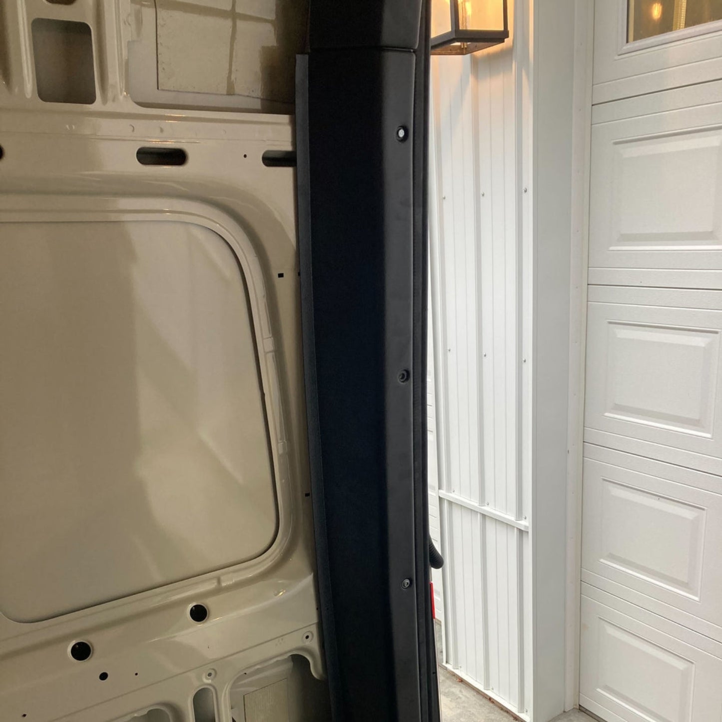 Sprinter D-Pillar Transition Trim Kit (Rear Door Threshold)