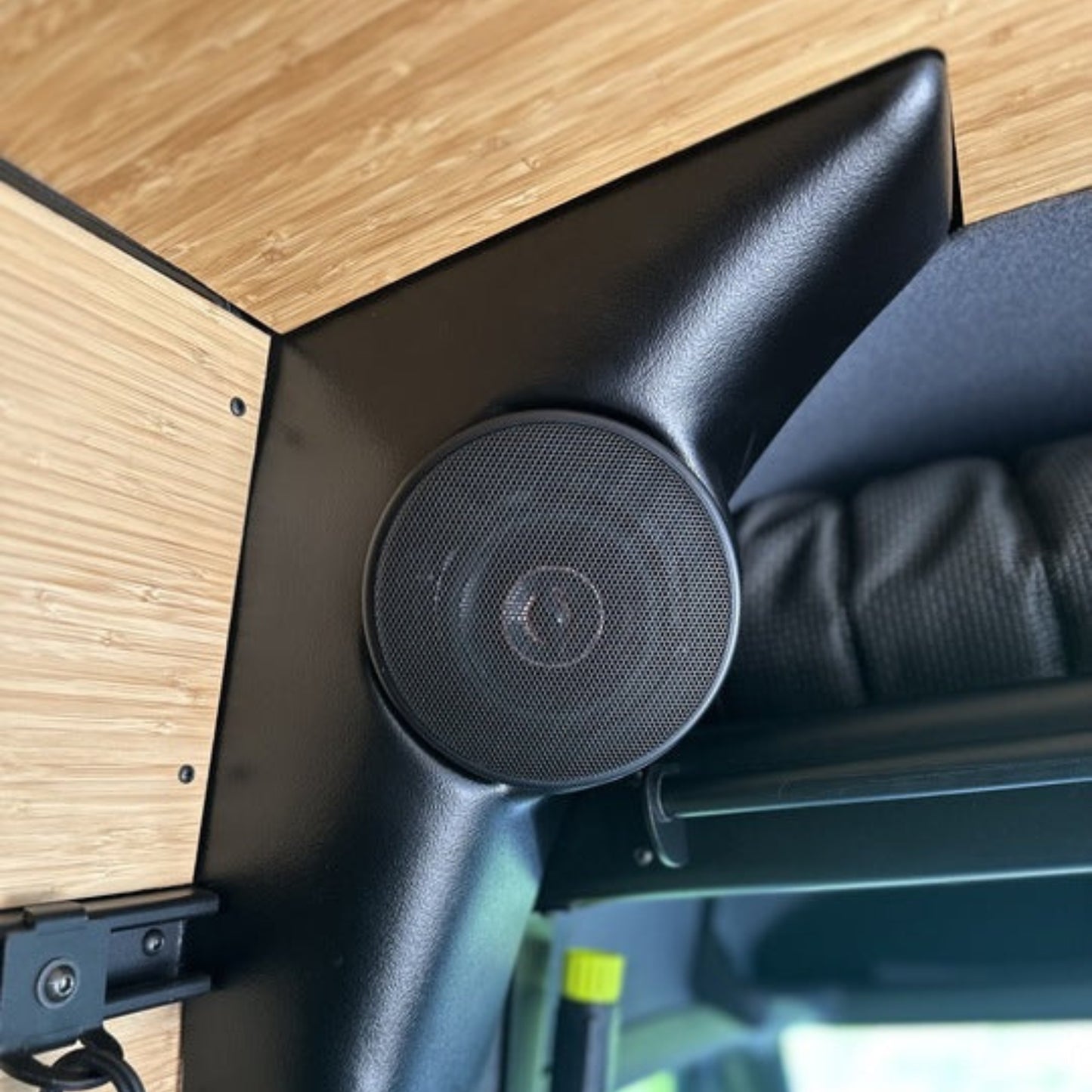 GoCode B-Pillar Trim Kit: Driver-Side