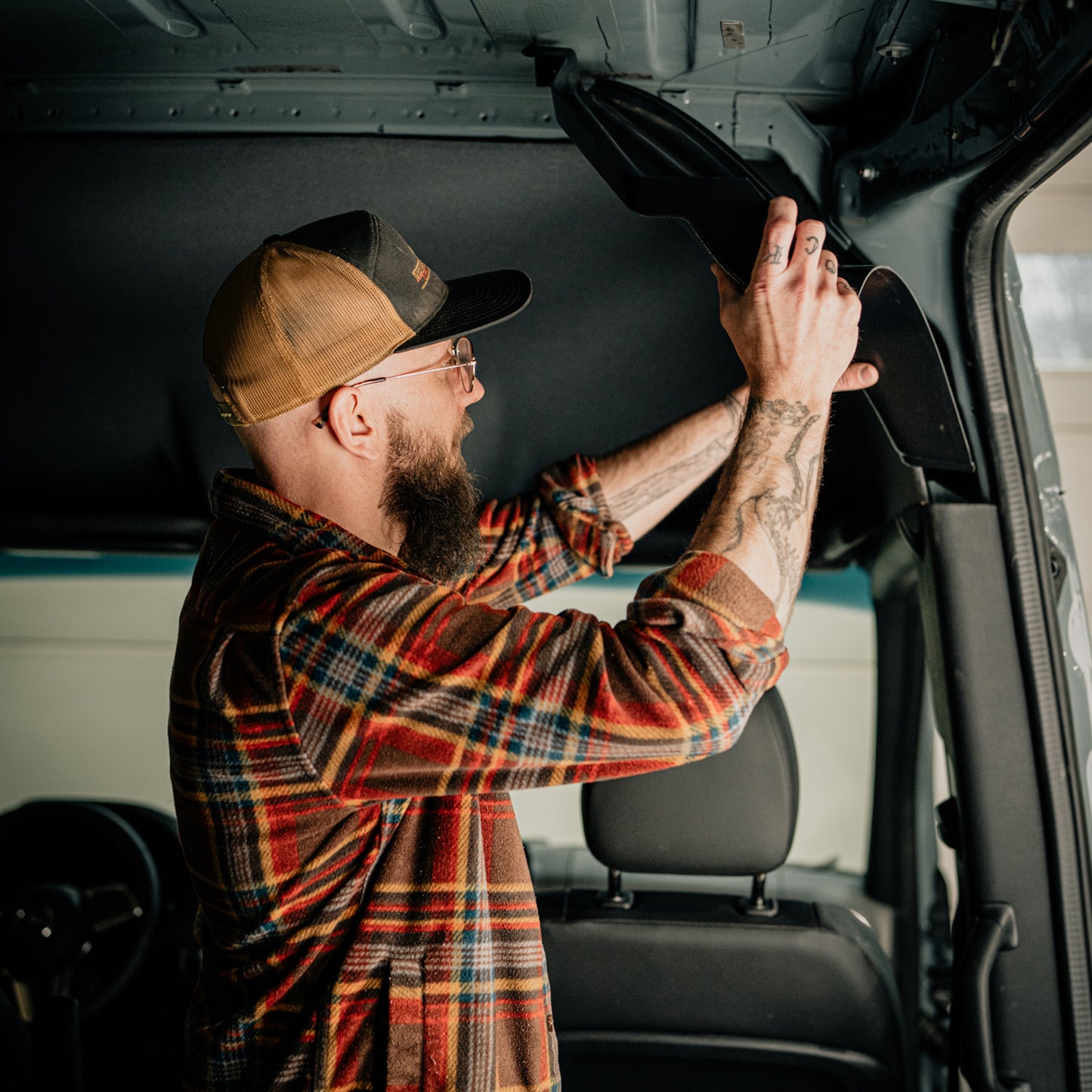 Sprinter B-Pillar Trim Kit: Passenger-Side