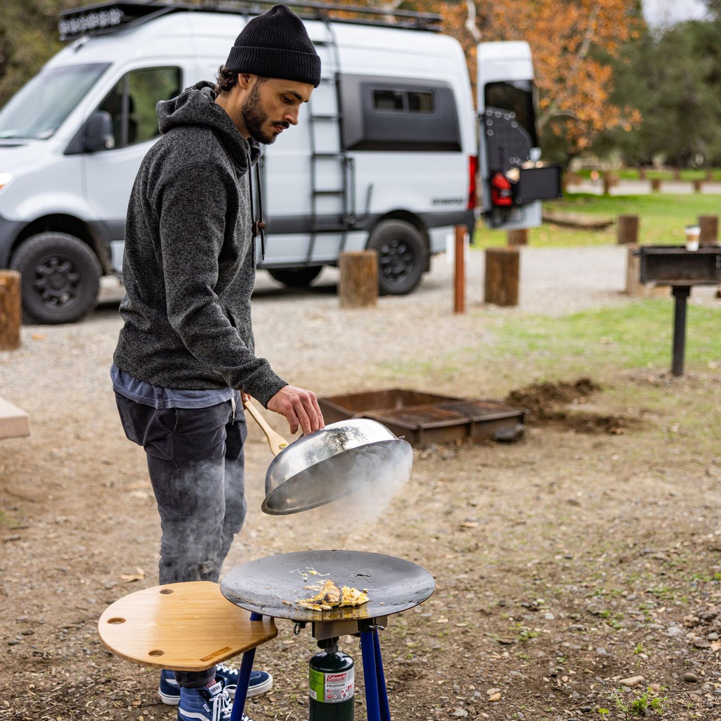 TEMBO TUSK // Adjustable Leg Scottle Grill