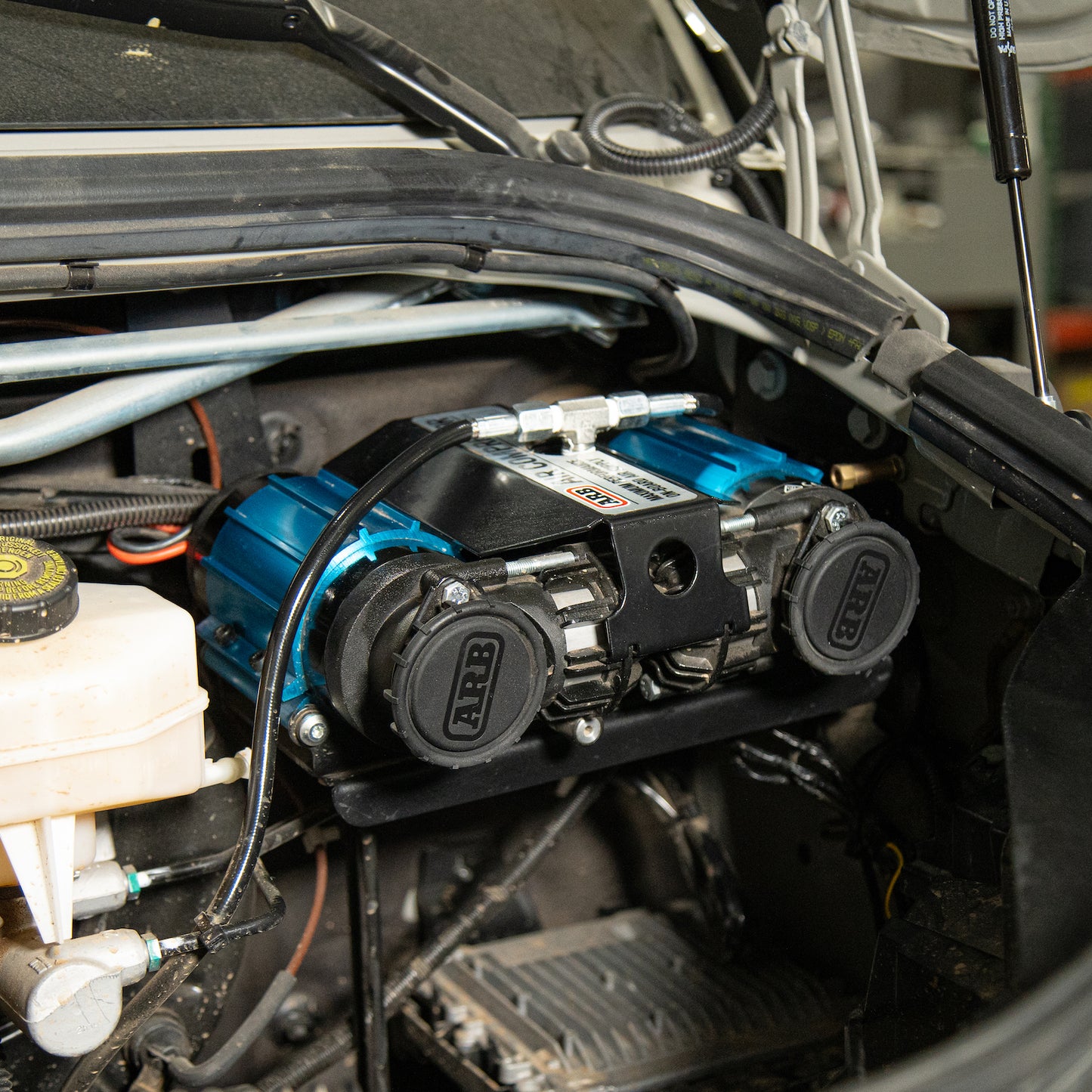 Sprinter On Board Air Compressor Kit