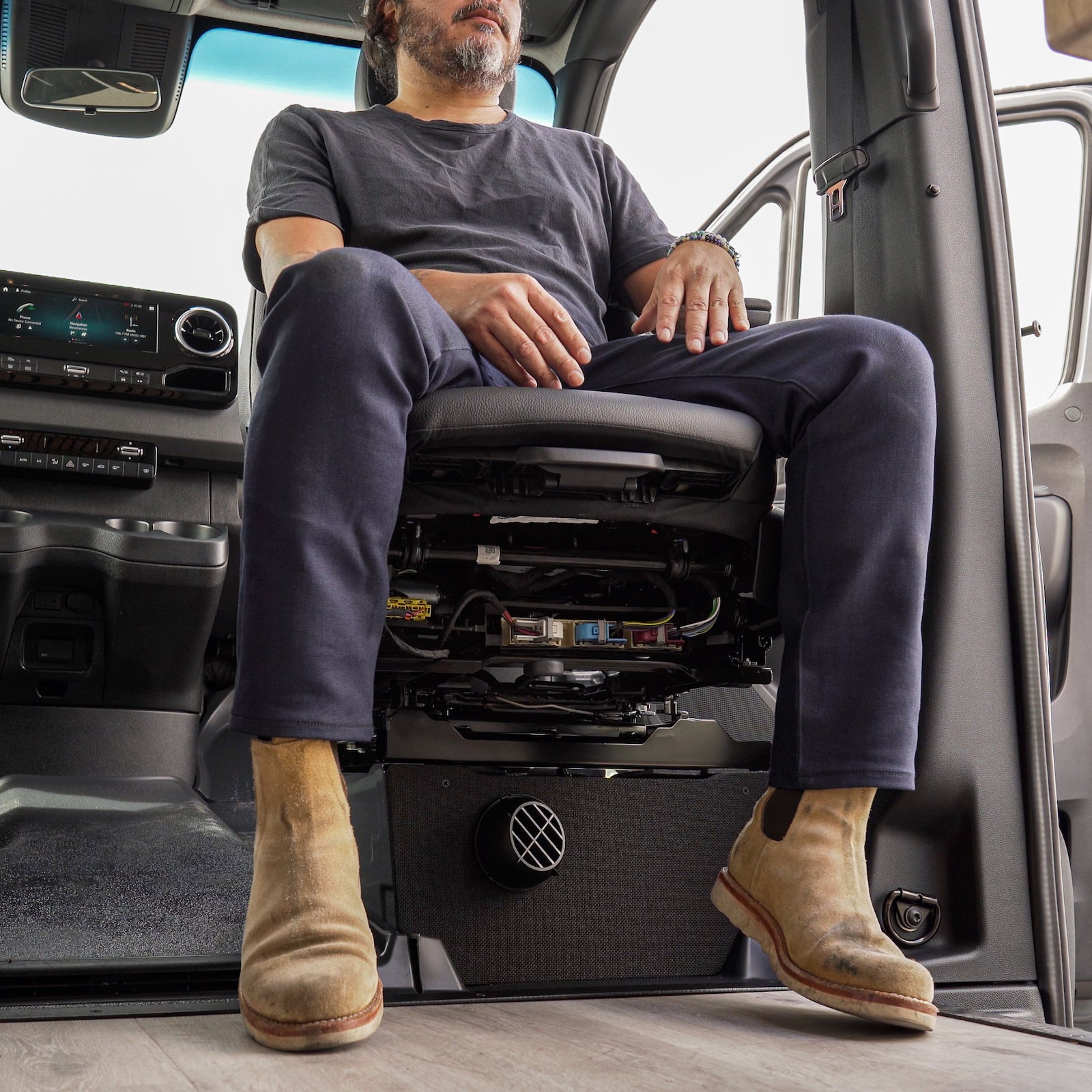 2007+ Sprinter Seat Swivel