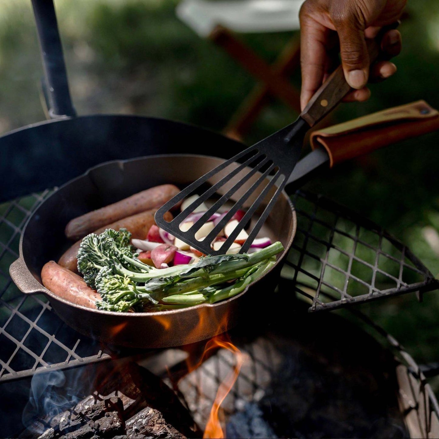 ALL-IN-ONE CAST IRON SKILLET