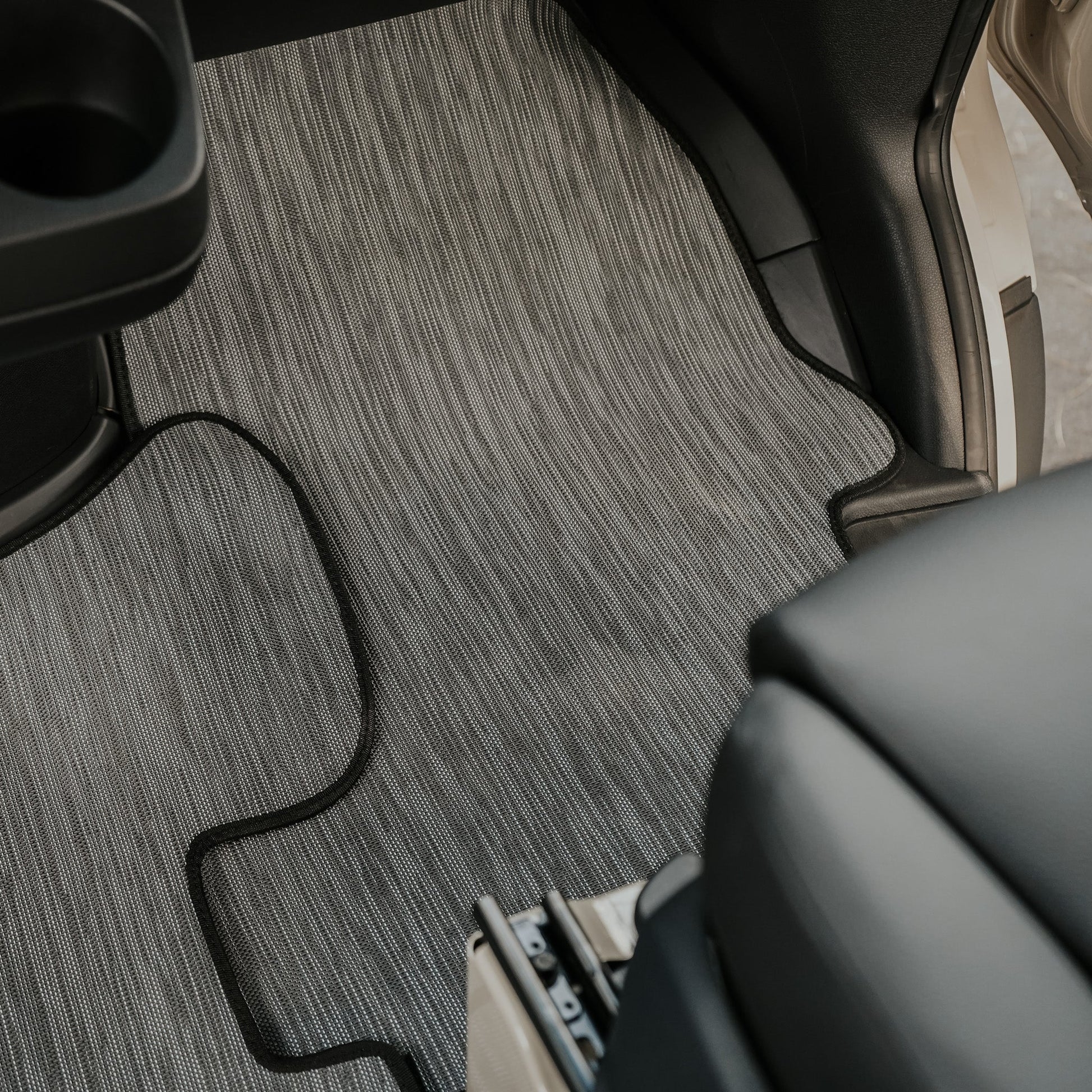 Premium Polyvinyl Floor Mats - Mercedes Sprinter (Version 1 Discounted)