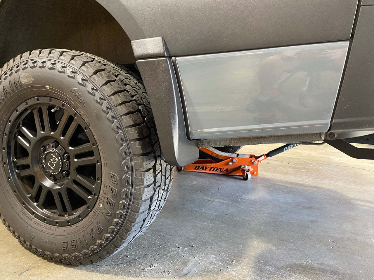 Rear Mondo Mudguard Kit for Sprinter – Rear Clearance Solution for Lar