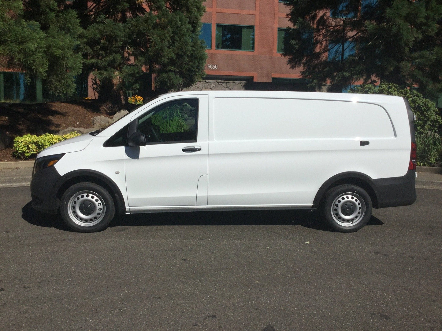 Metris / Vito 8-Piece Fender Flare Kit – Full Corner Coverage Van Upgrade