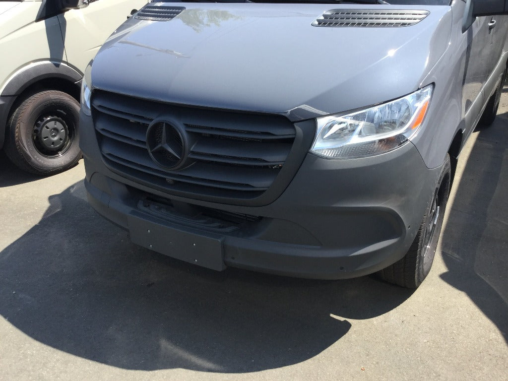 Black Front Emblem Sprinter 907