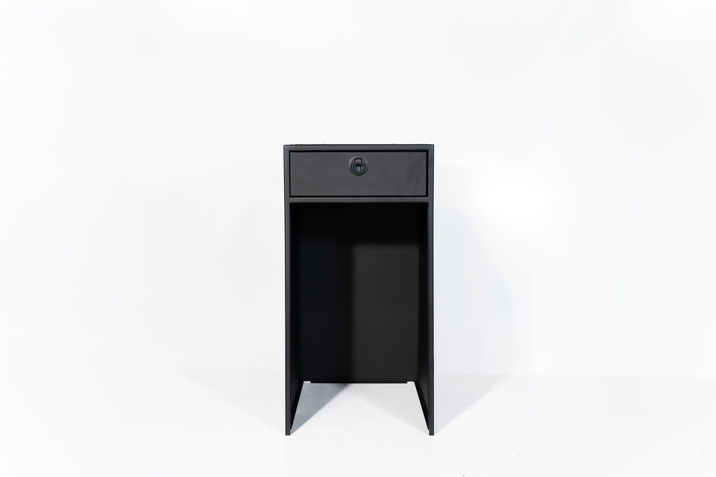 18" Fridge Base with Nova Kool R3100