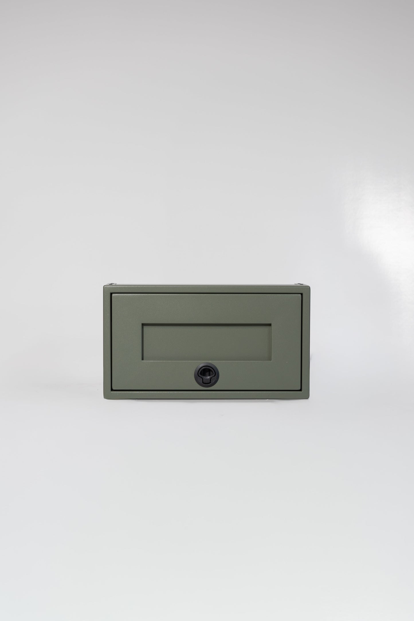 20" Ekko Cabinet - 20"x8"x11" - Foot of Bed