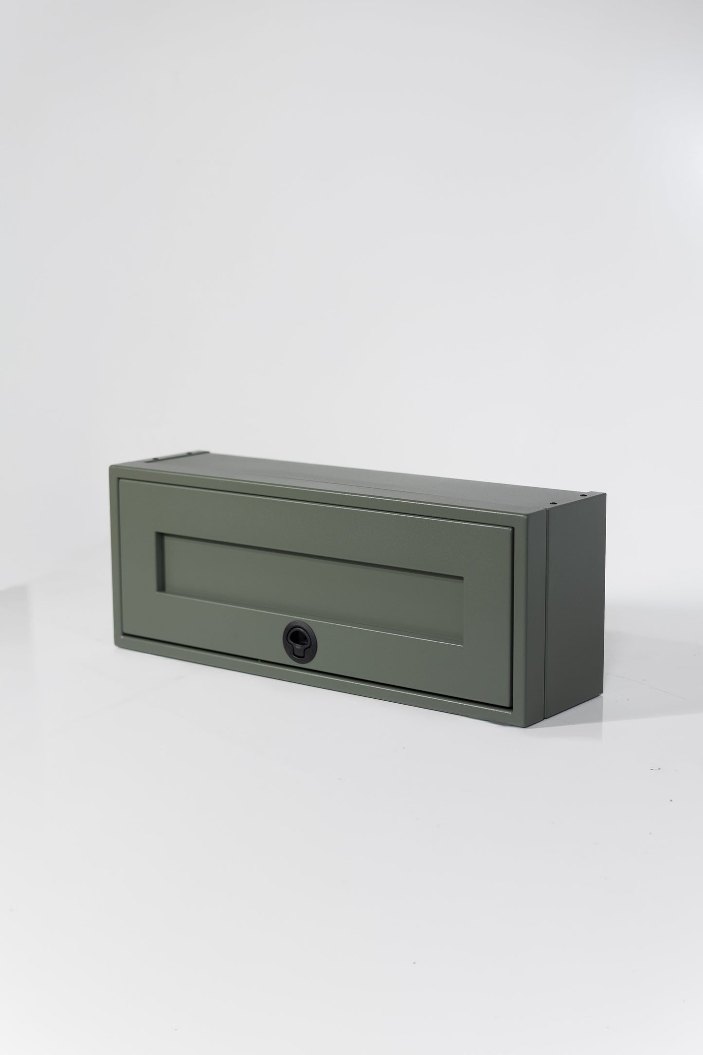 29" Ekko Cabinet - 29"x8"x11" - Over Entry Door