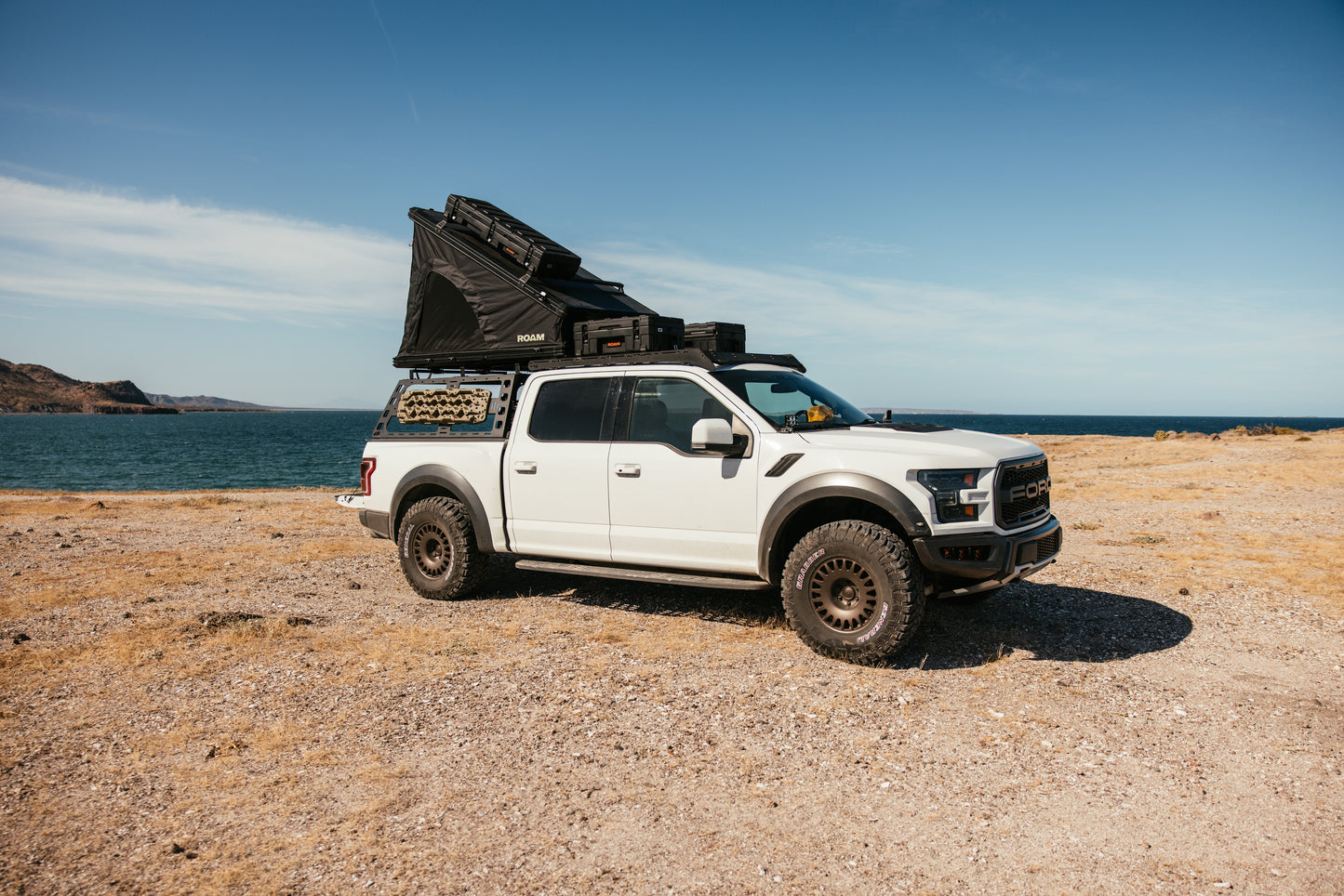 Desperado Hardshell Rooftop Tent