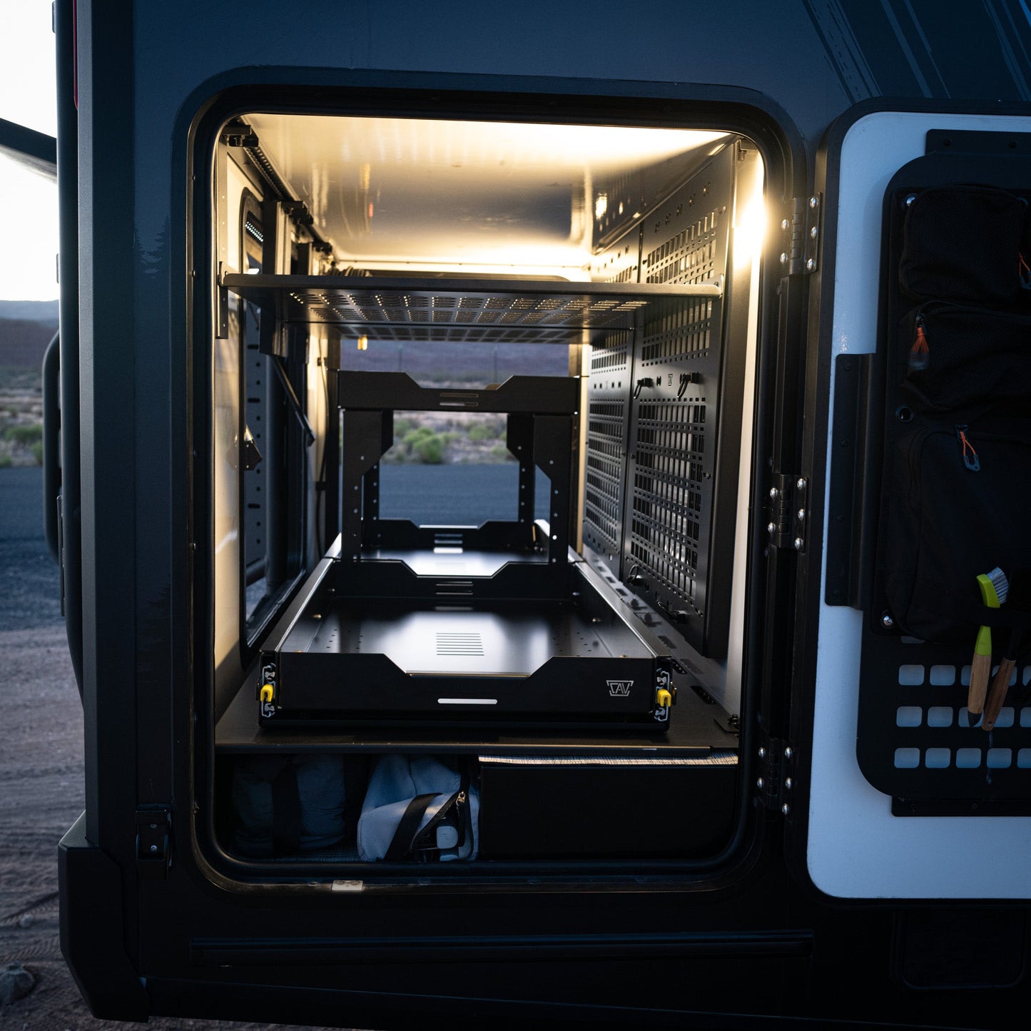 Cargo Tray System Pro - 22" X 36" Cargo Slide