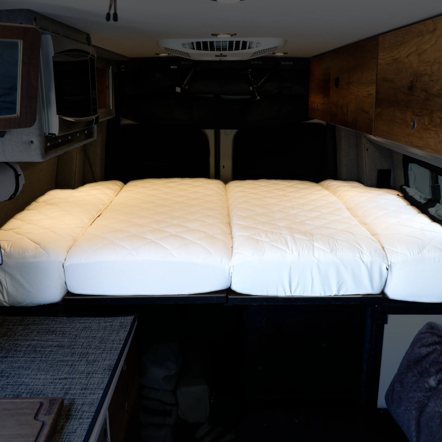 Storyteller Ultra Luxe Mattress Protector Pad