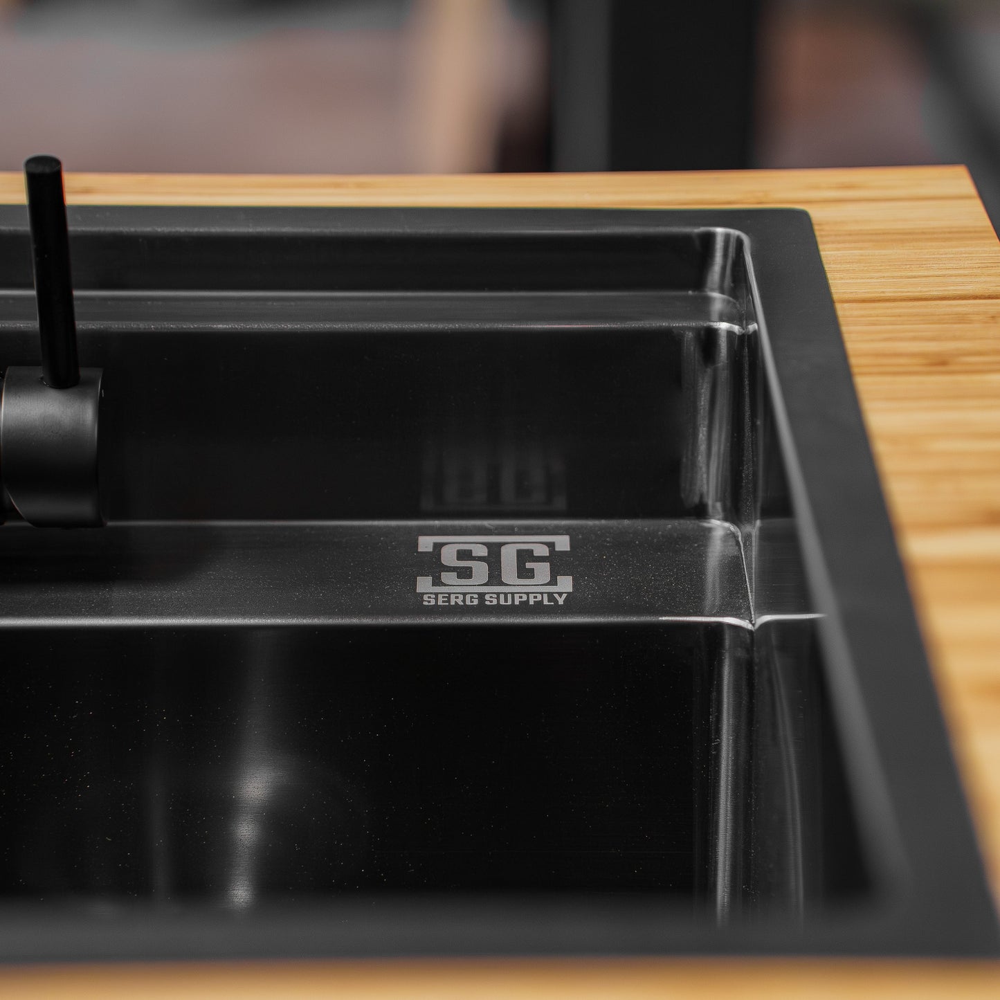 Stainless Steel Sink With Black Nano Coating and Folding Faucet