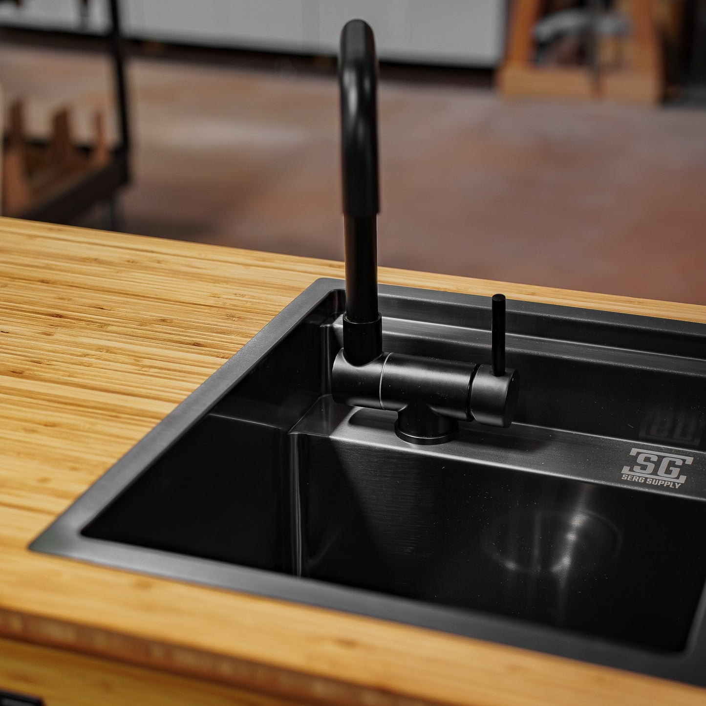 Stainless Steel Sink With Black Nano Coating and Folding Faucet
