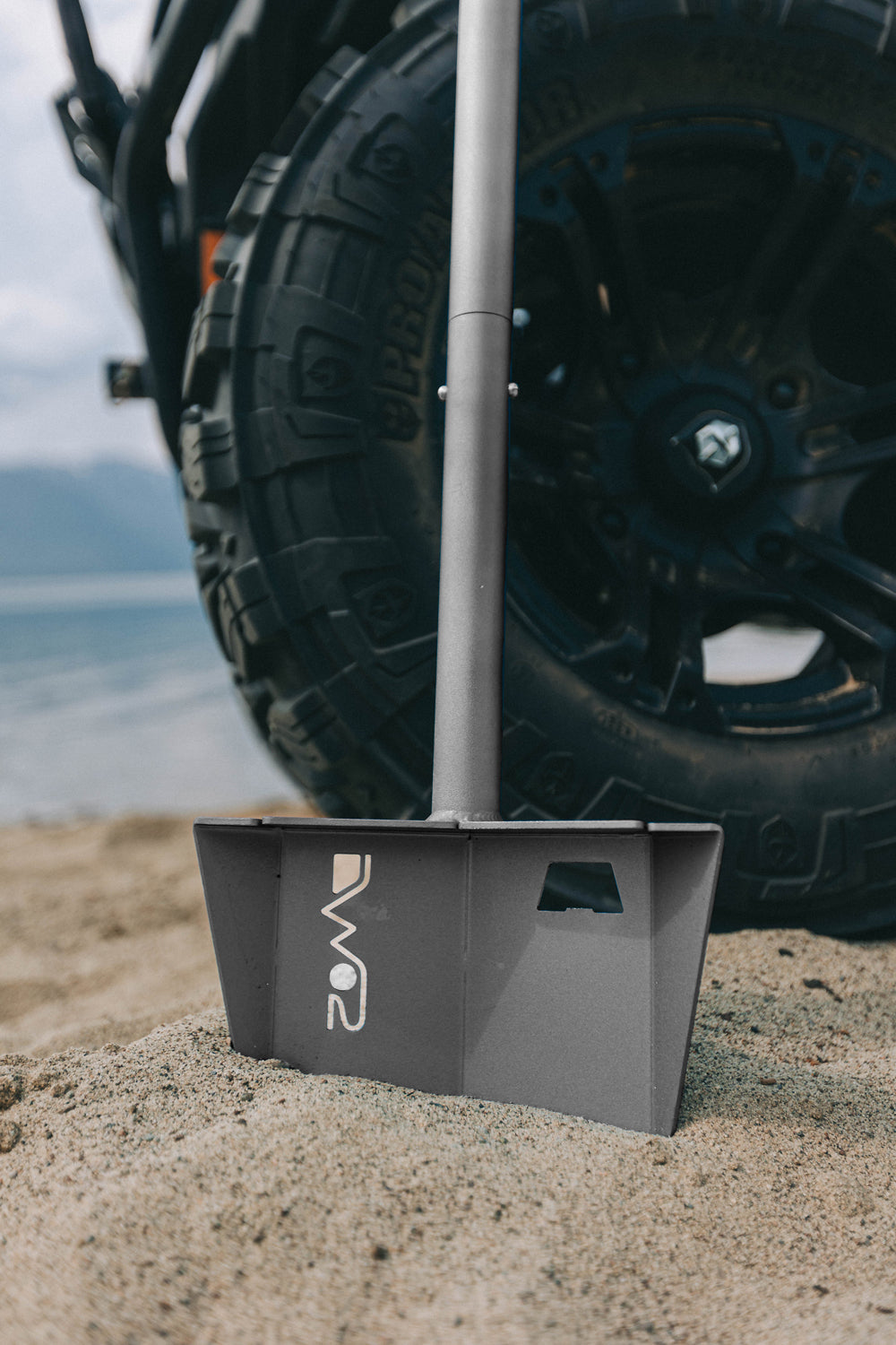 DMOS Nomad Shovel