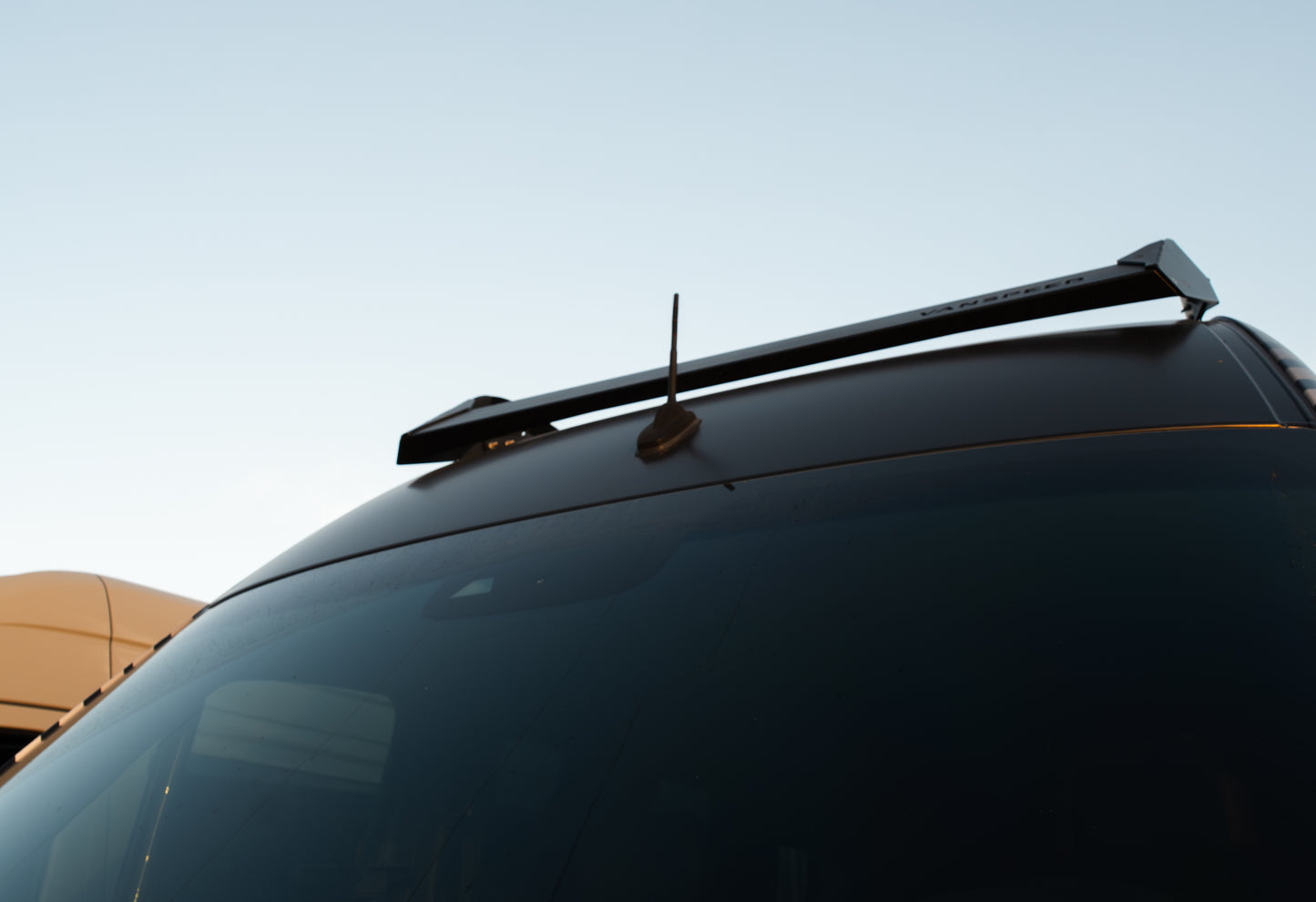 Sprinter Short Antenna