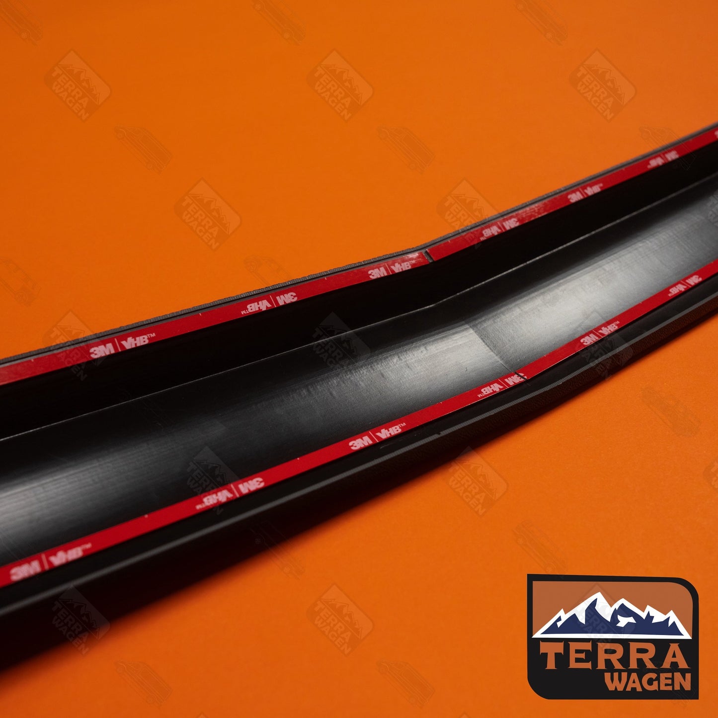 Aero Hood Spoiler for Sprinter 907 2019+ – Paint Protection and Debris Deflection