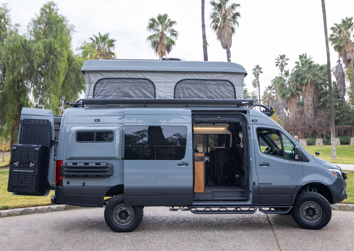 Van shop top