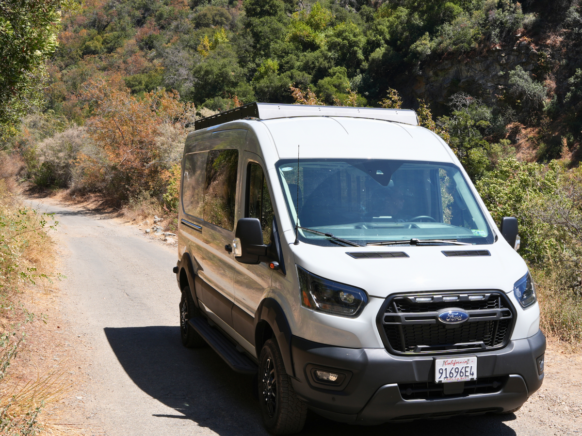 TRANSIT VAN 148" MID ROOF STRATA ROOF RACK
