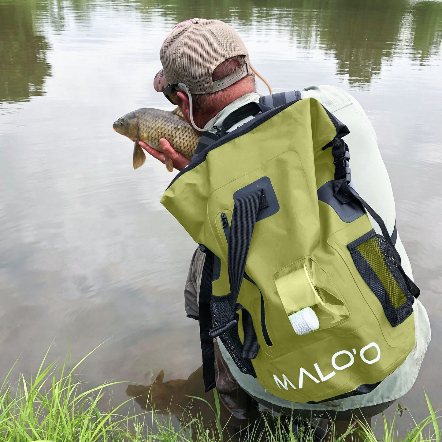 30L Waterproof Backpack – Roll-Top Dry Bag for Beach, Travel & Outdoor Gear