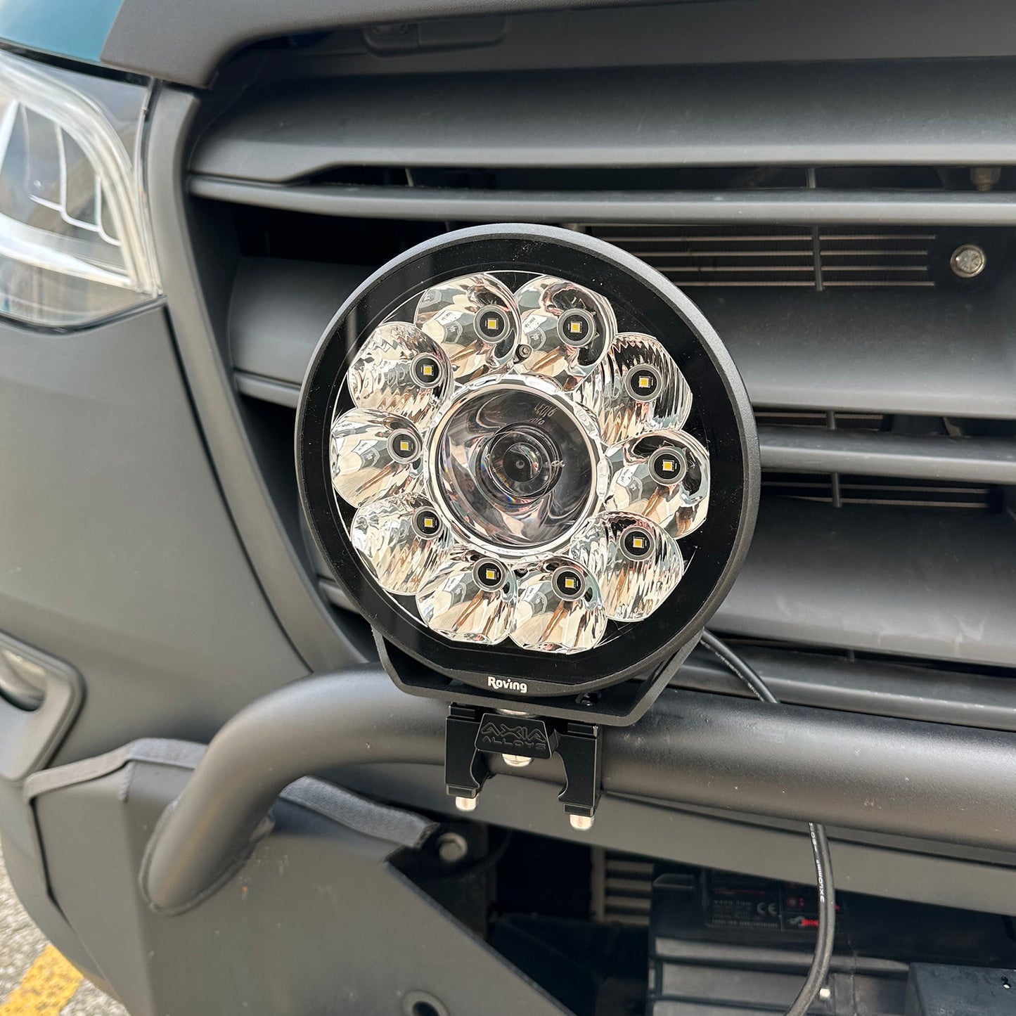 R7 Series Lights